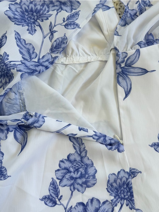 Showpo Blue and White Floral Mini Dress Spring Flowy A Line Wrap Tie Lined - Picture 9 of 11